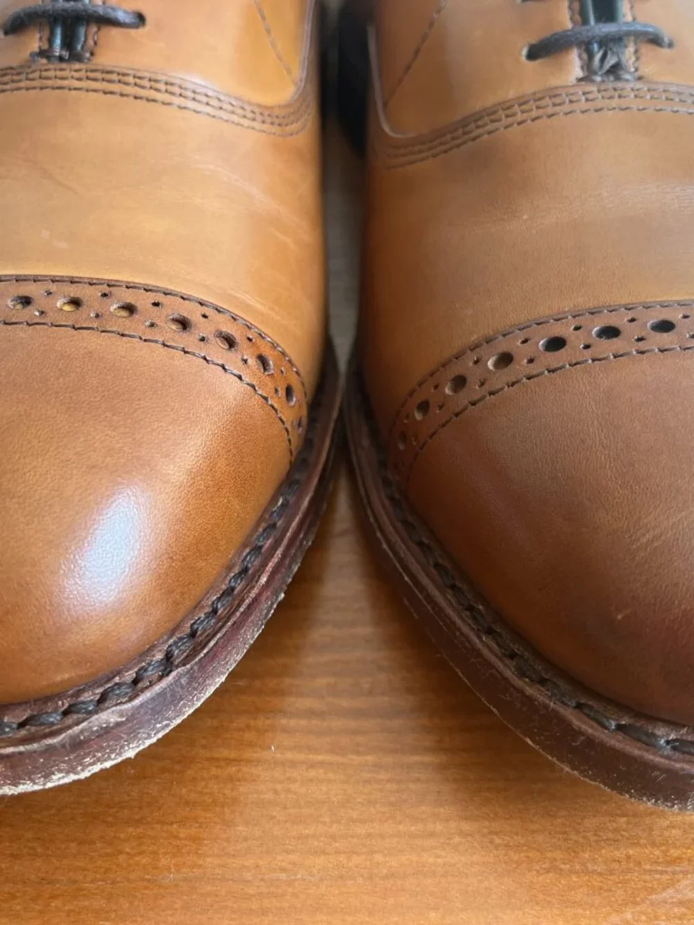 Allen Edmonds Fifth Avenue Walnut Cap Toe Oxford Men's 9 E Wide Box & Shoe Trees
